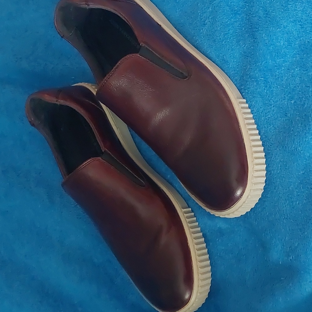 John Varvatos men's brown leather slip on size 10M